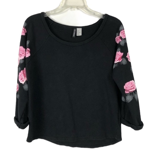 Divided H&M Black Sweatshirt with Pink Roses - Picture 1 of 8